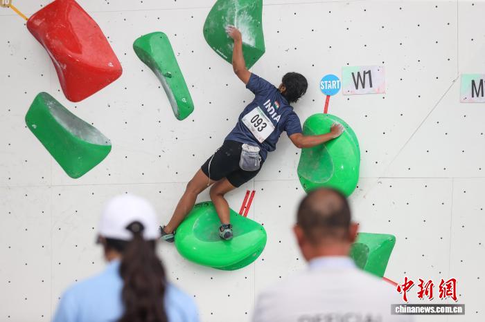 2025亚洲青年攀岩锦标赛贵阳开赛 211名选手角逐速